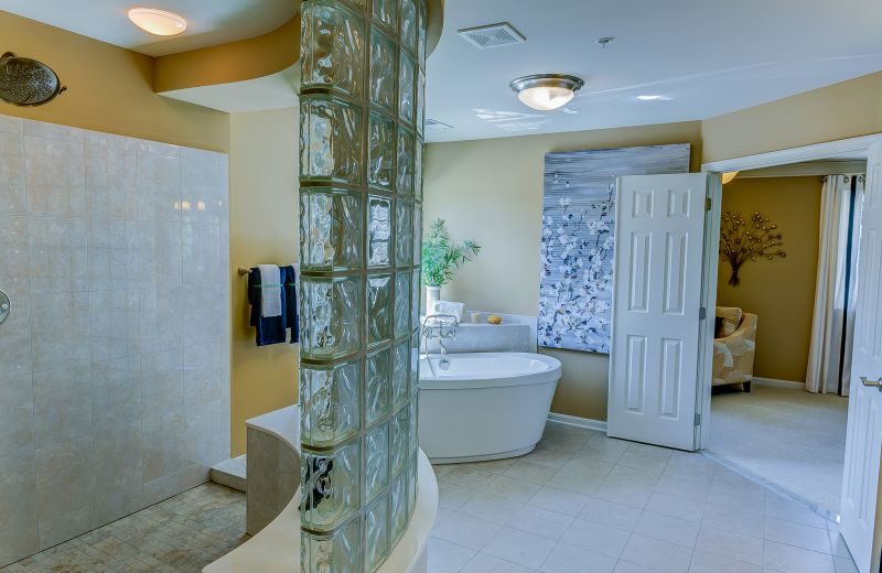 Best Bathroom Renovation Contractors in Auburn Hills, MI